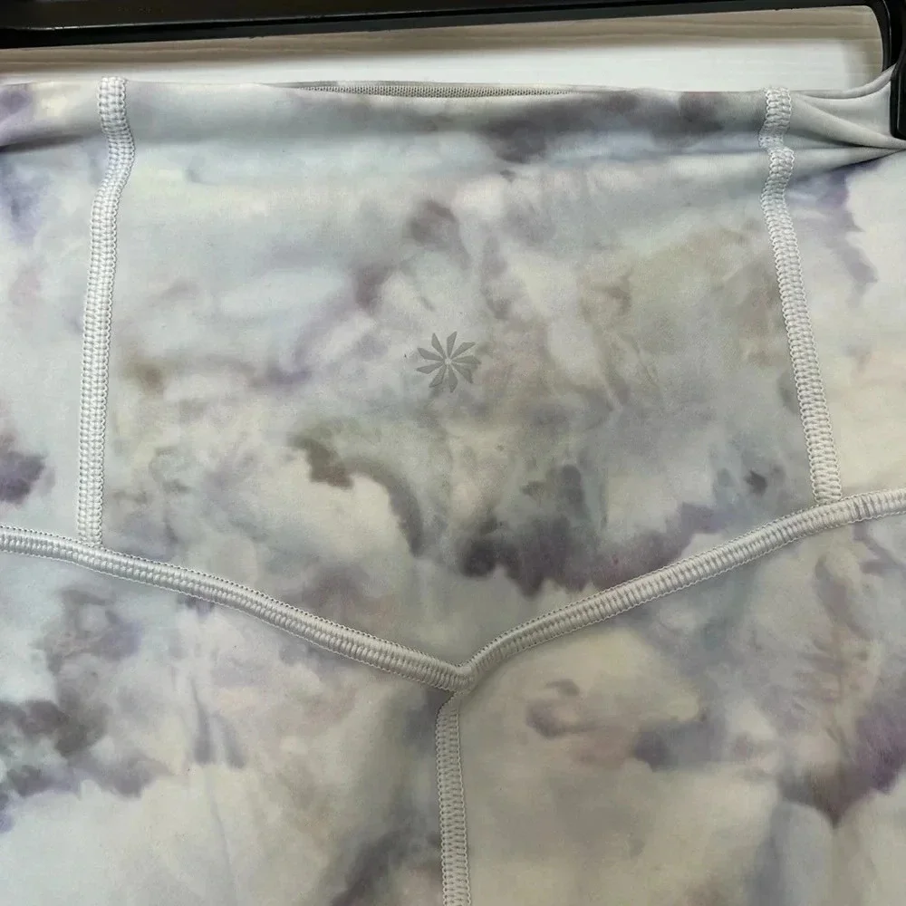 Athleta elation snow dye 7/8 length tight XS tie dye